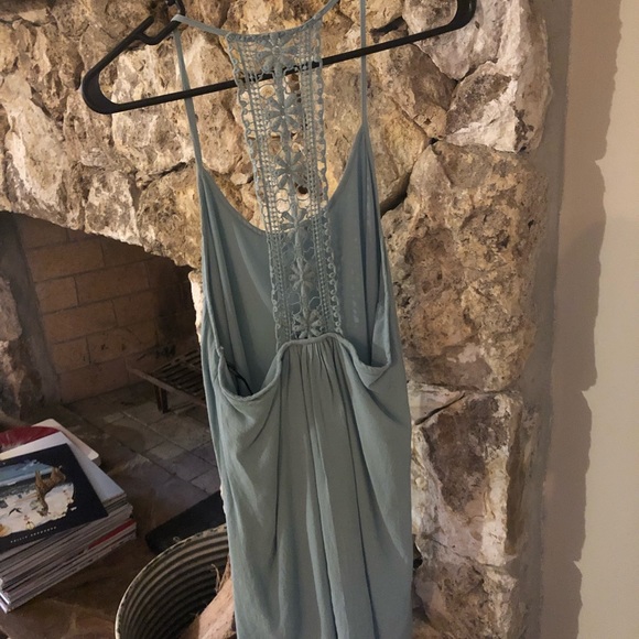 Blue boutique dress with intricate back - Picture 2 of 2